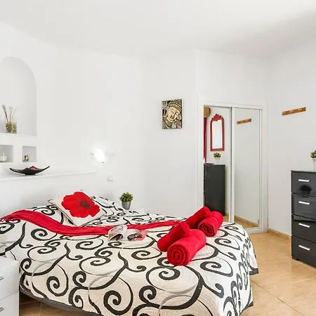 1316 Ocean View Paraiso Apartment *
